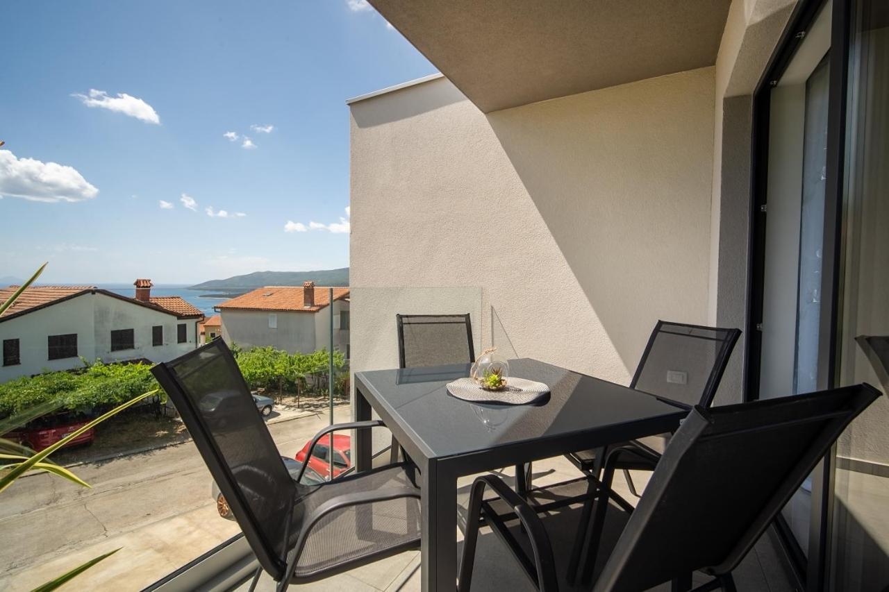 Villa Apartments Lela Rabac Exteriér fotografie
